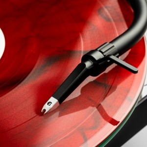 Metallica turntable with red record